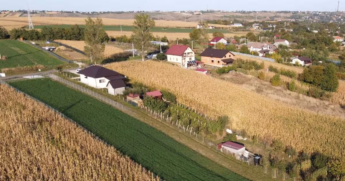 Teren Construcții intravilan de vânzare de 1800 mp, în zona Central, Botoșani