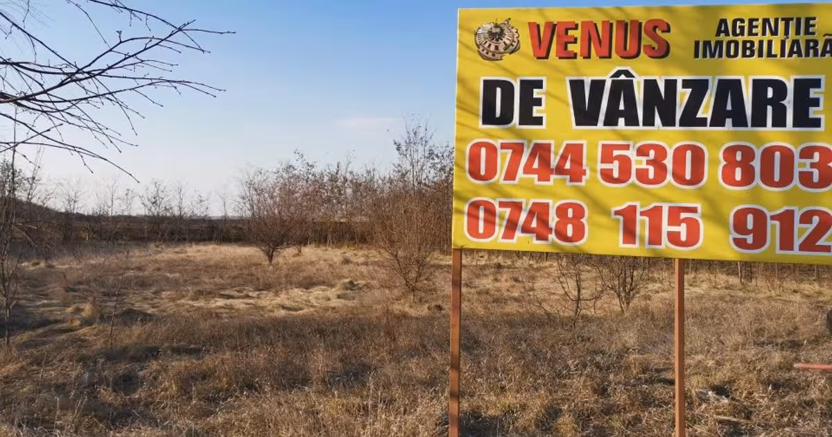 Teren Construcții intravilan de vânzare de 1800 mp, în zona Central, Botoșani
