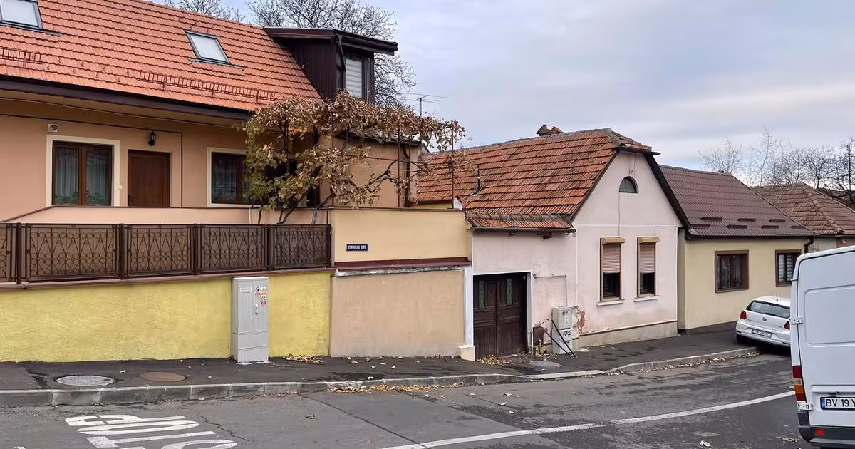 Casă de vânzare cu 2 camere în zona Centrul Istoric, Brașov