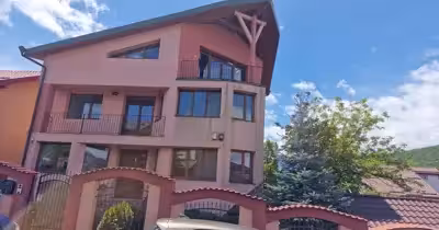 Casă Astra