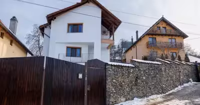 Casă Astra