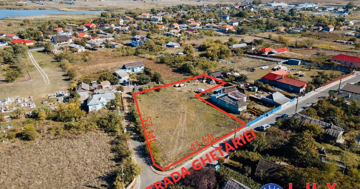 Teren Construcții intravilan de vânzare de 2000 mp, în Murighiol
