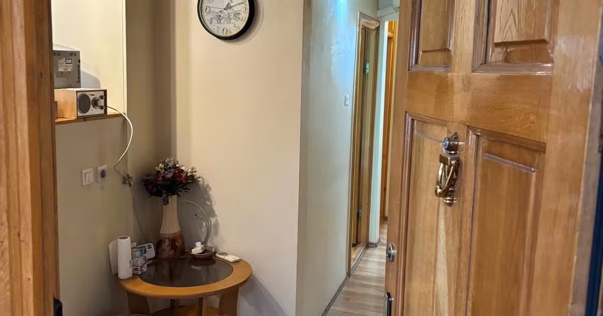 Apartament de vânzare cu 3 camere în zona Micro 17, Galați