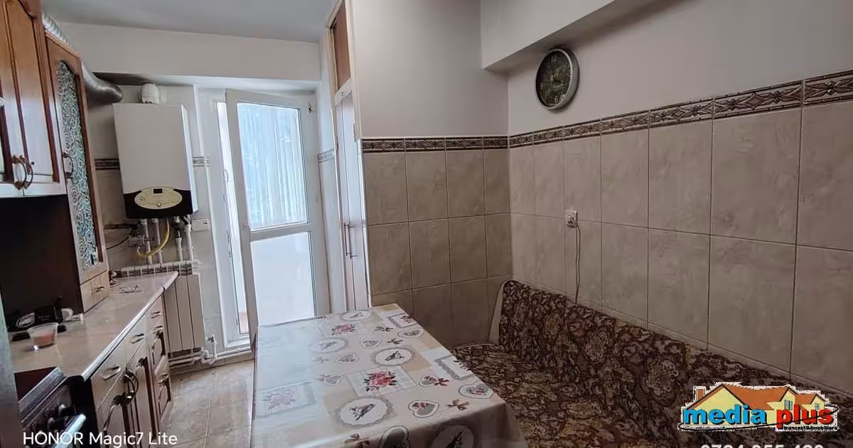 Apartament de vânzare cu 2 camere în zona Mazepa 2, Galați