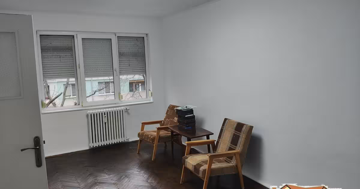 Apartament de vânzare cu 3 camere în zona Central, Galați