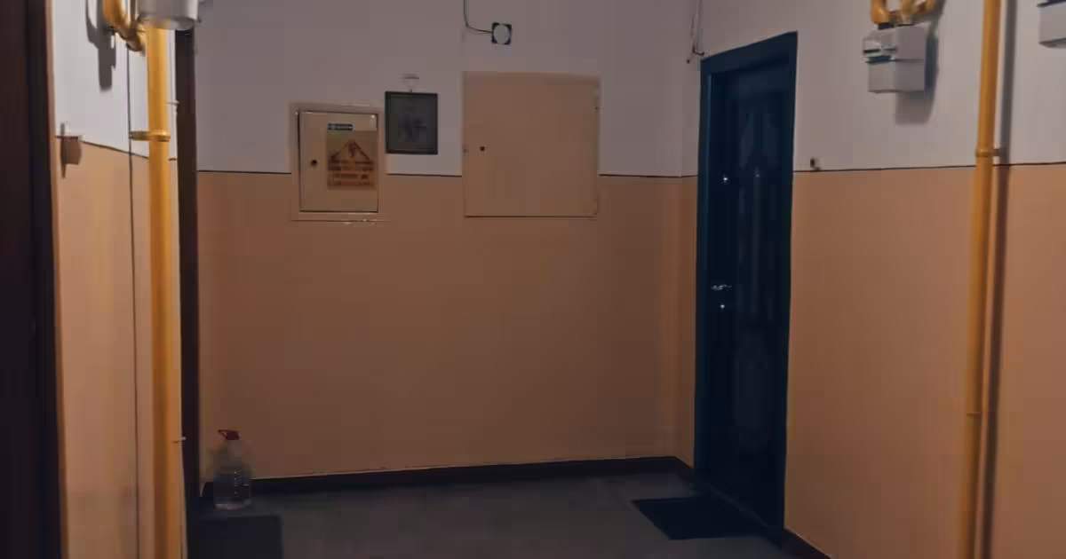 Apartament de vânzare cu 2 camere în zona Trivale, Pitești