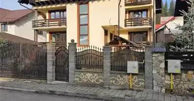 Casă Nord-Est
