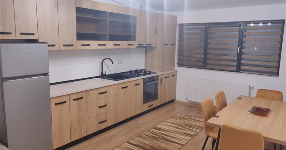 Apartament de vânzare cu 3 camere în Ipotești