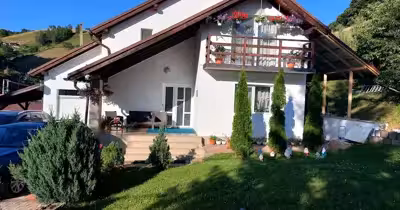 Casă Poiana Mărului