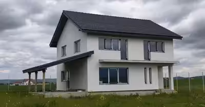 Casă Tractorul