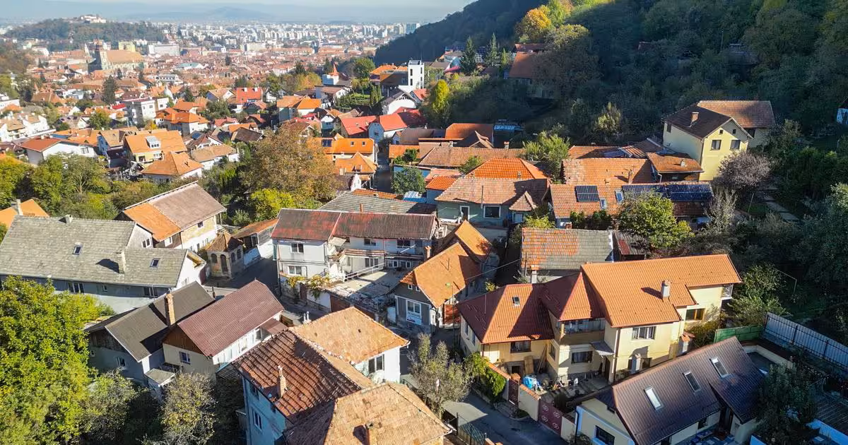 Casă individuală de vânzare cu 2 camere, mobilată în zona Schei, Brașov