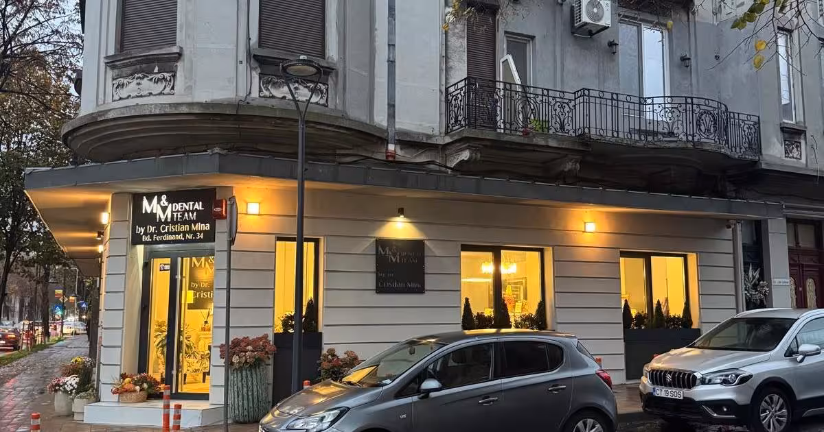 Apartament de vânzare cu 2 camere în zona Ultracentral, Constanța