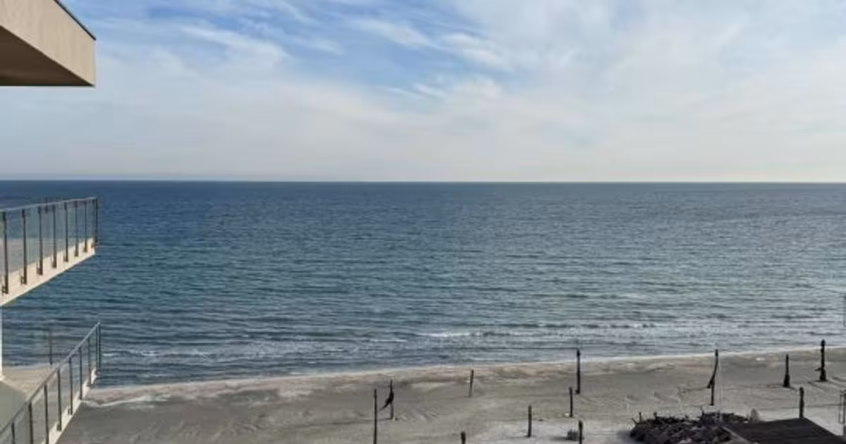 Apartament de vânzare cu 4 camere în Mamaia