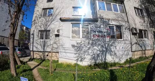 Apartament Semicentral