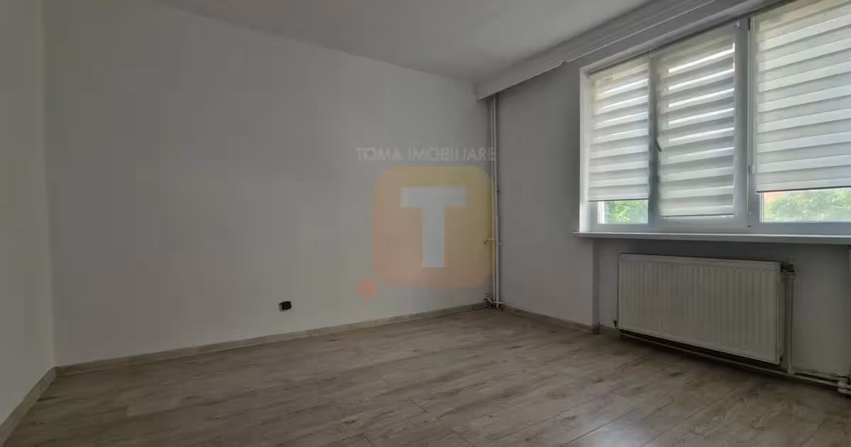 Apartament de vânzare cu 2 camere în zona Precista, Piatra-Neamț