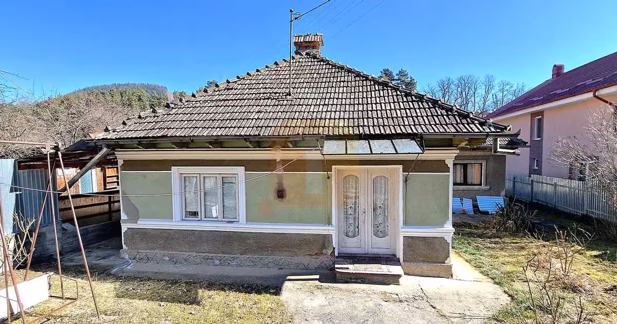 Casă individuală de vânzare cu 5 camere în Alexandru cel Bun