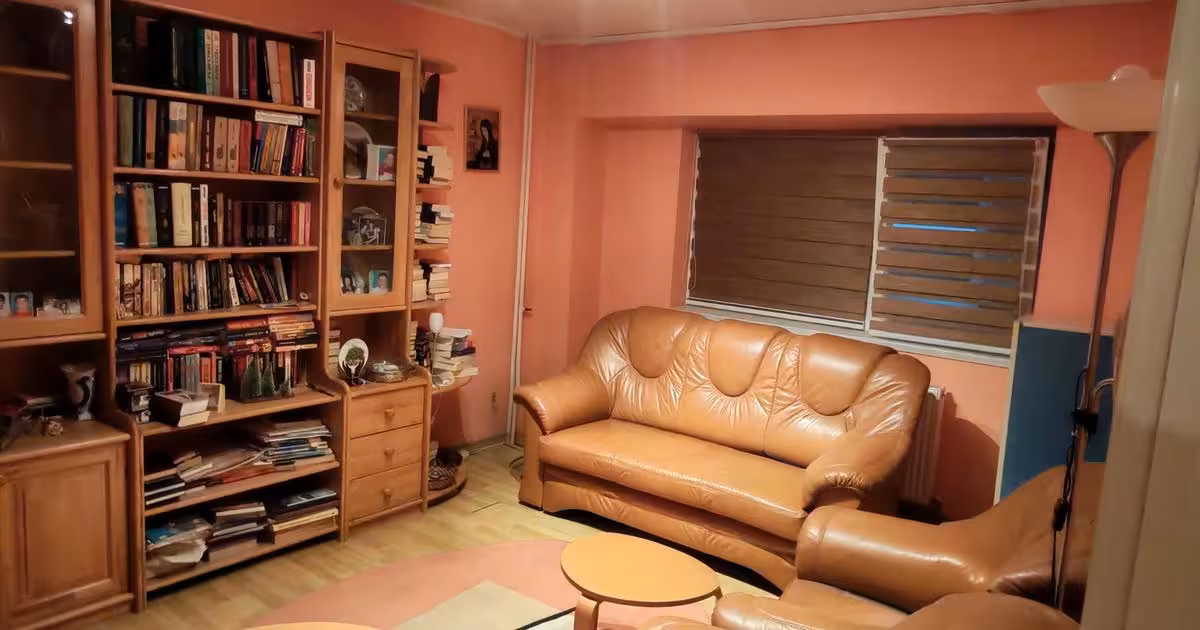 Apartament de vânzare cu 3 camere în zona Inel I, Constanța