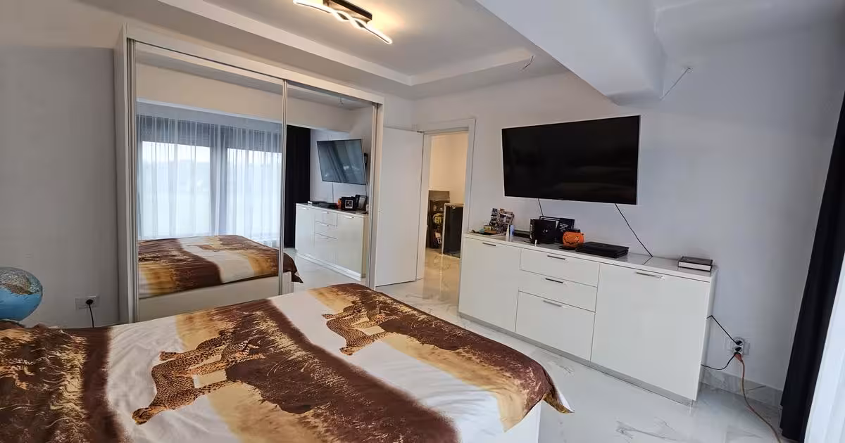 Casă individuală de vânzare cu 4 camere, mobilată în Lumina