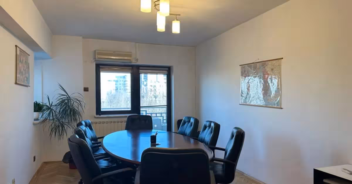 Apartament de vânzare cu 3 camere, mobilat în zona P-ța Unirii, Sector 3
