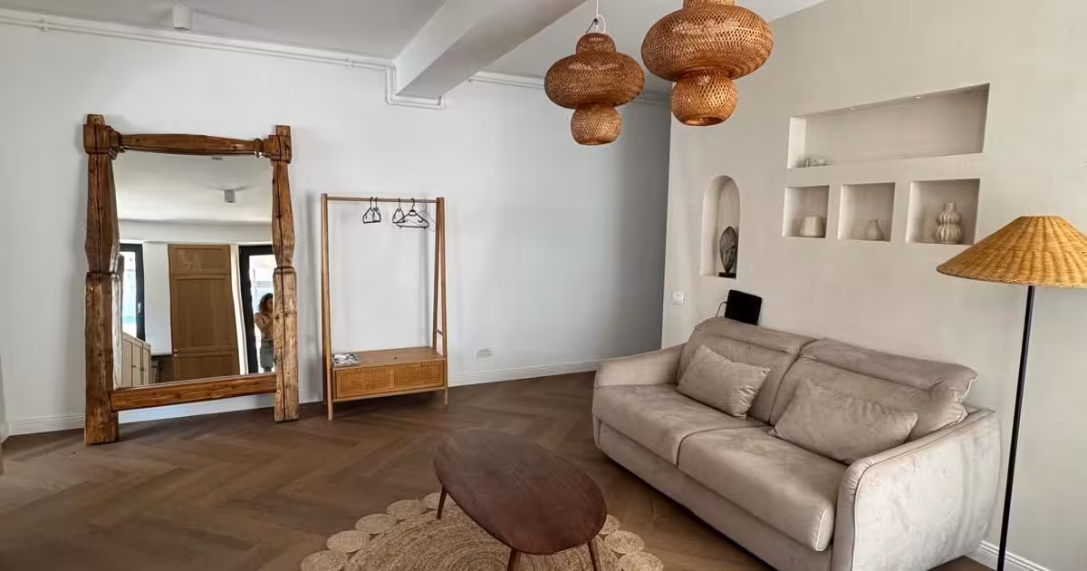 Apartament de vânzare cu 2 camere, mobilat în Mamaia-Sat