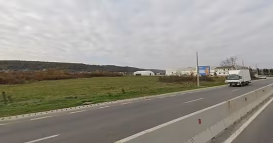 Teren Mărăcineni