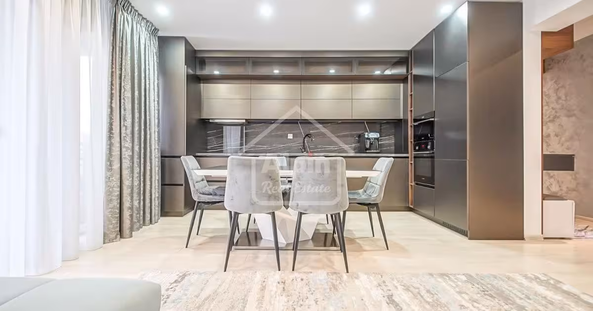 Apartament de vânzare cu 4 camere, mobilat în zona Tractorul, Brașov