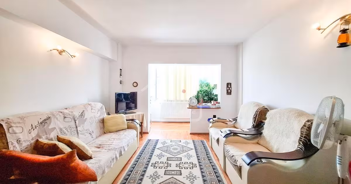 Apartament de vânzare cu 2 camere în zona Astra, Brașov