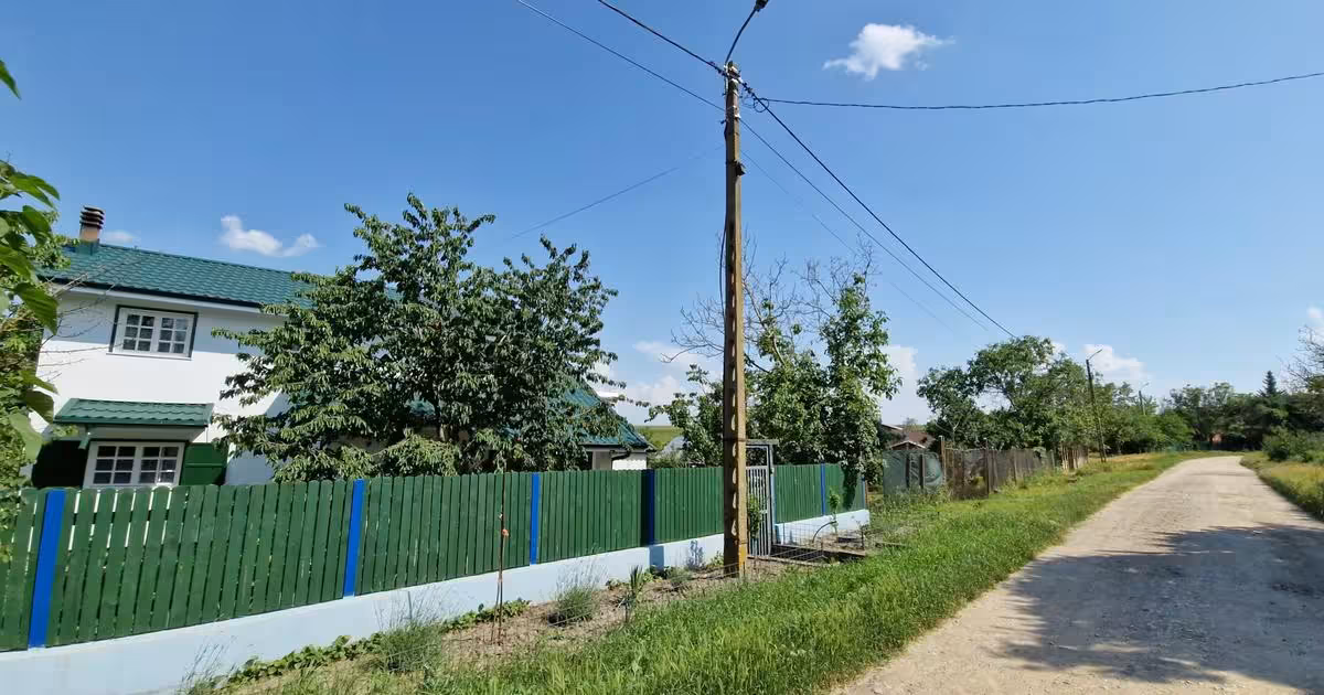 Teren Construcții intravilan de vânzare de 532 mp, în Polcești