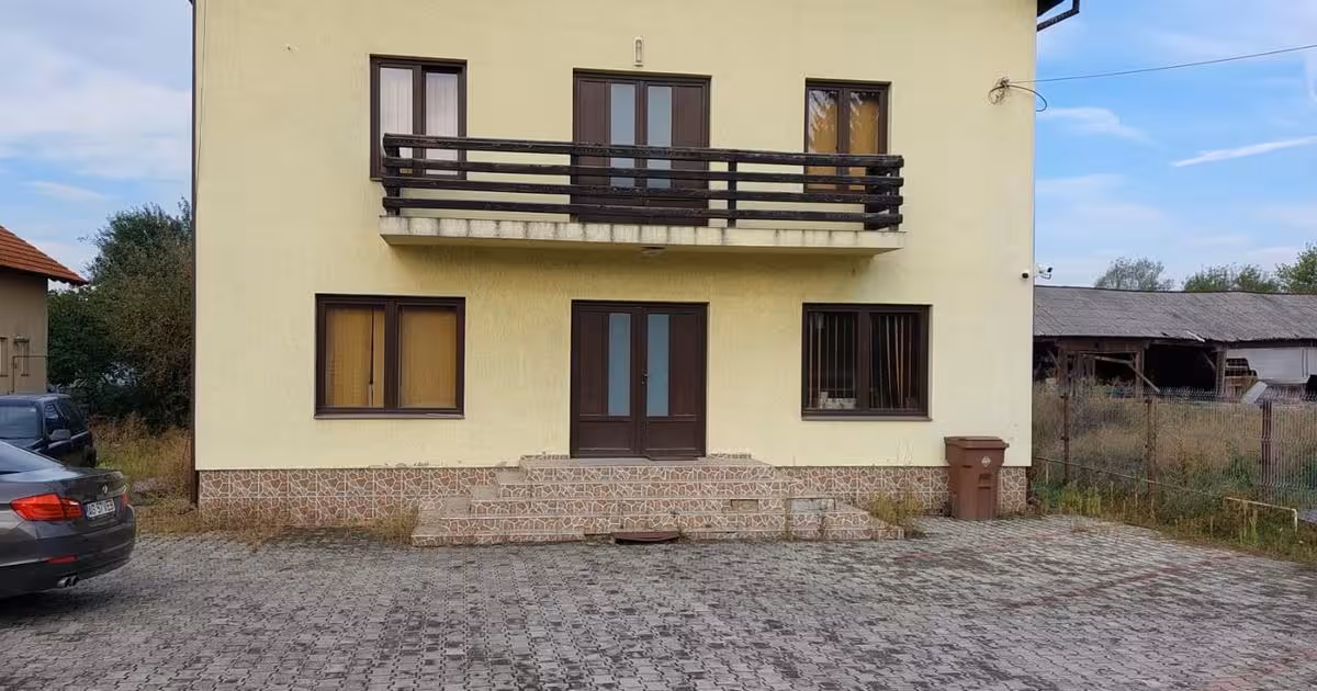 Teren Construcții intravilan de vânzare de 19000 mp, în Curtea de Argeș