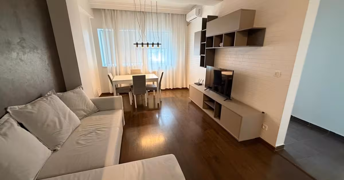 Apartament de vânzare cu 2 camere, mobilat în zona Olteniței, Sector 4
