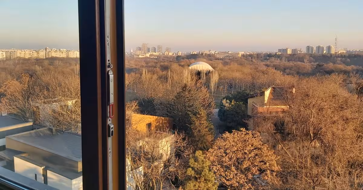 Apartament de vânzare cu 2 camere, mobilat în zona Tineretului, Sector 4