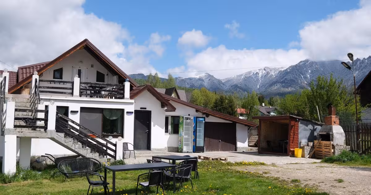 Hotel/Pensiune de vânzare 200 mp în Cheia
