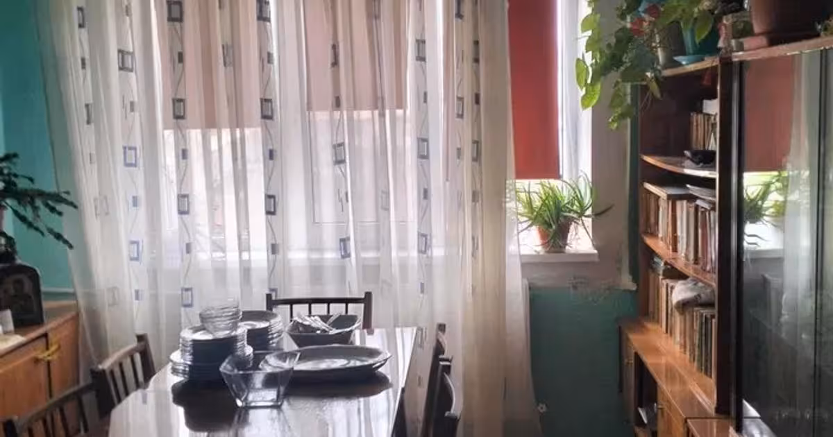 Apartament de vânzare cu 3 camere în zona Central, Tulcea