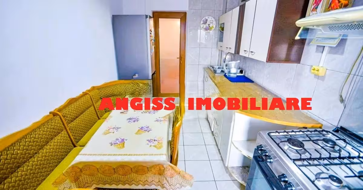 Apartament de vânzare cu 3 camere în zona E3, Tulcea