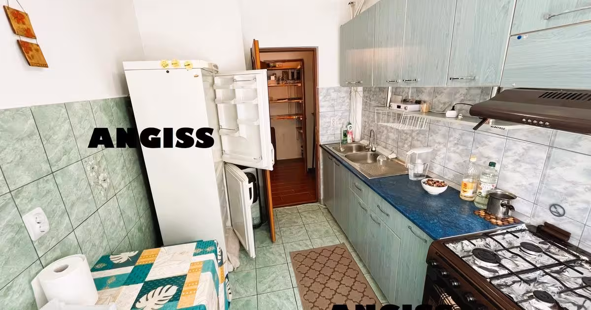 Apartament de vânzare cu 2 camere în zona Ultracentral, Tulcea