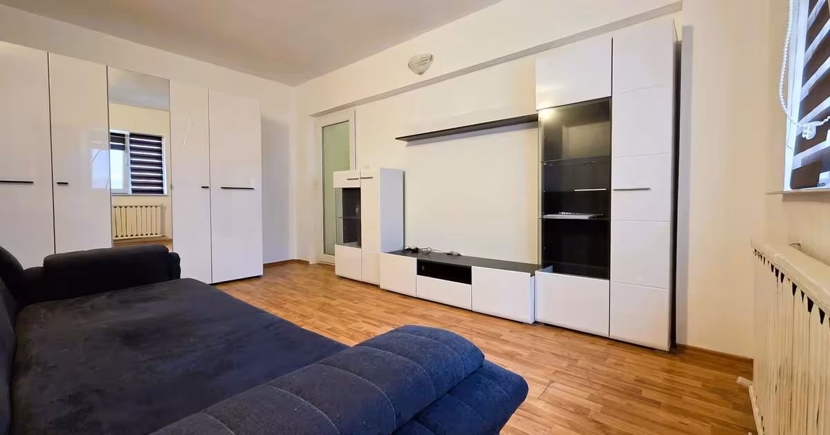 Apartament de vânzare cu 2 camere în zona Central, Tulcea