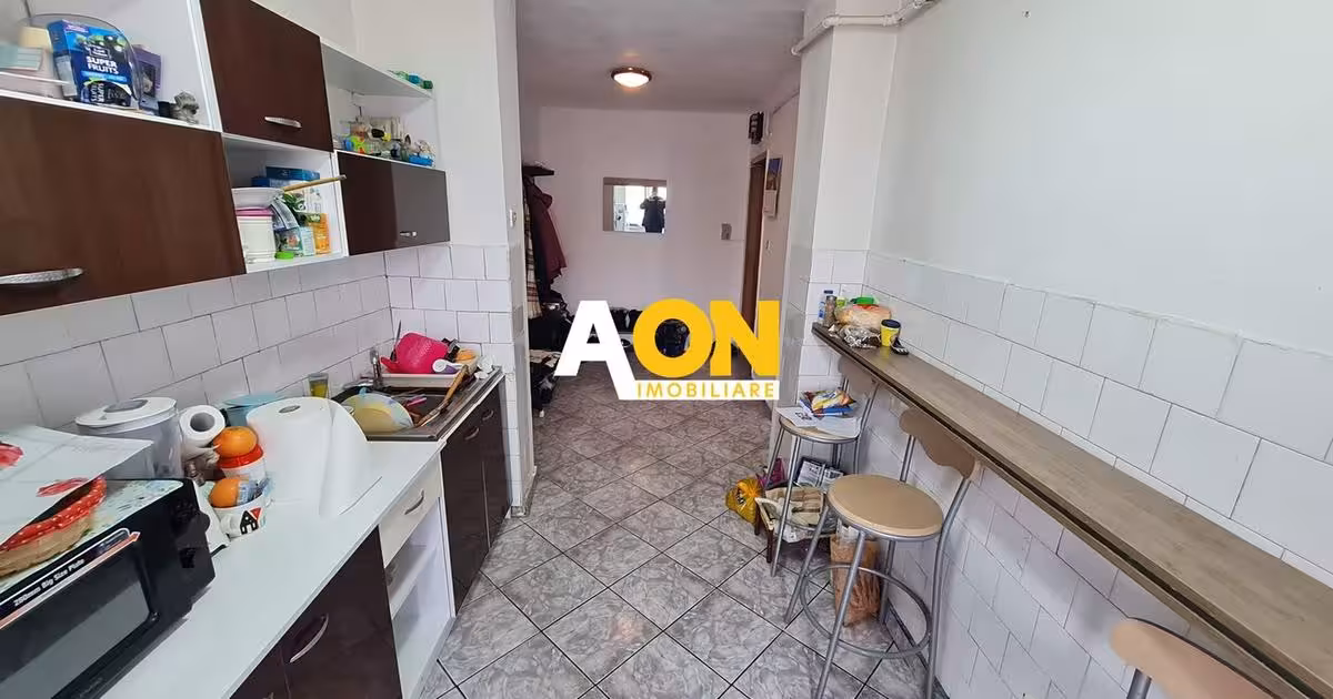 Apartament de vânzare cu 4 camere în zona Cetate, Alba Iulia