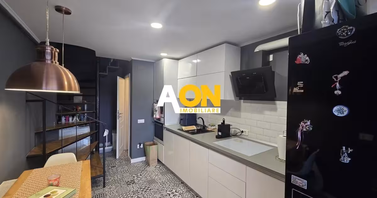 Apartament de vânzare cu 3 camere, mobilat în zona Cetate, Alba Iulia