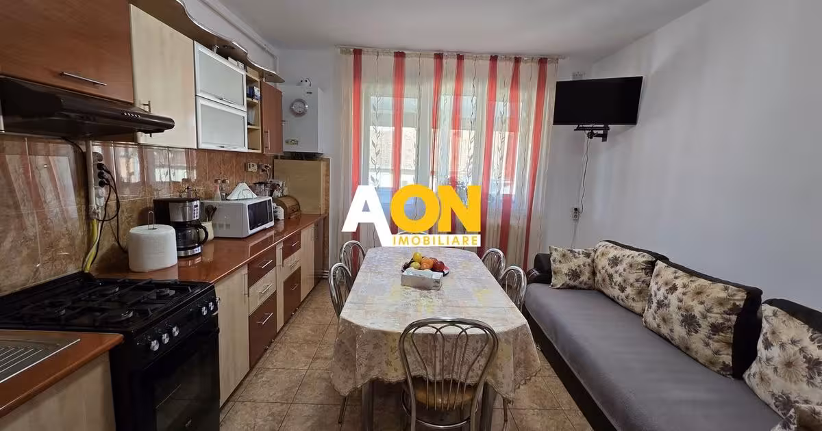 Apartament de vânzare cu 2 camere, mobilat în zona Cetate, Alba Iulia