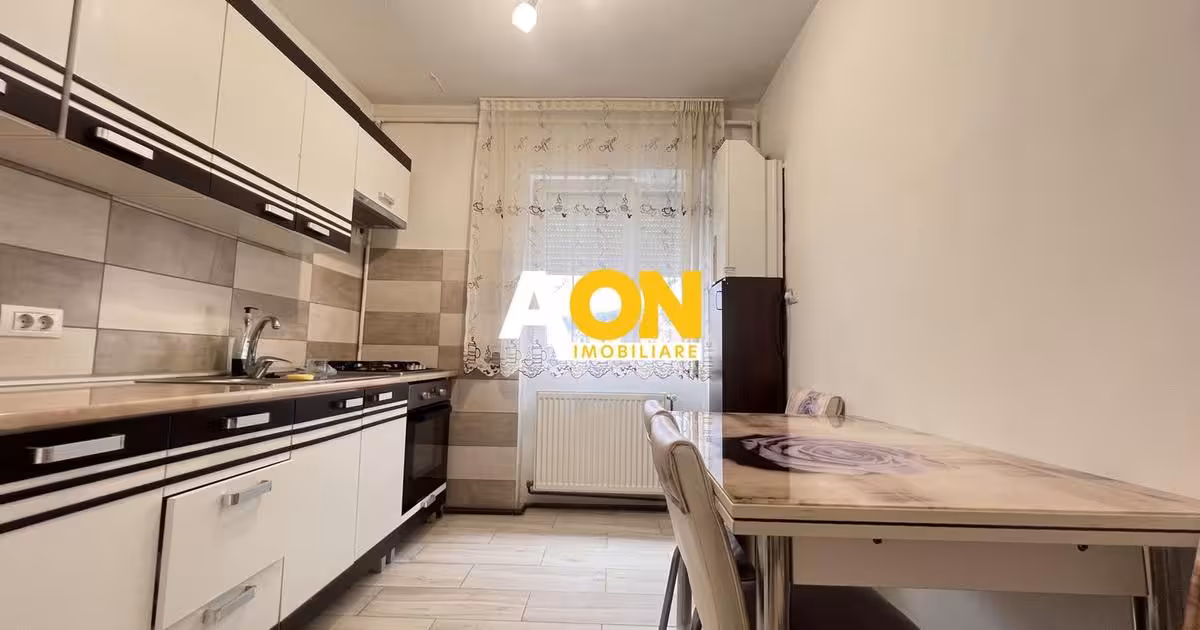 Apartament de vânzare cu 2 camere, mobilat în zona Cetate, Alba Iulia