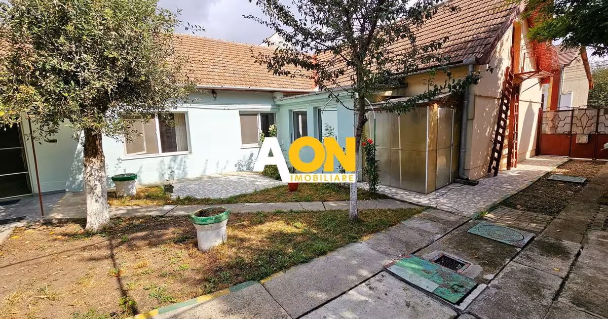 Casă individuală de vânzare cu 5 camere, mobilată în zona Central, Alba Iulia