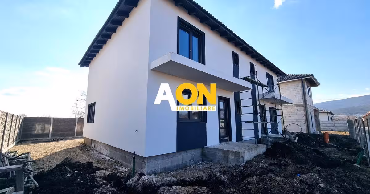Duplex de vânzare cu 4 camere în zona Micești, Alba Iulia