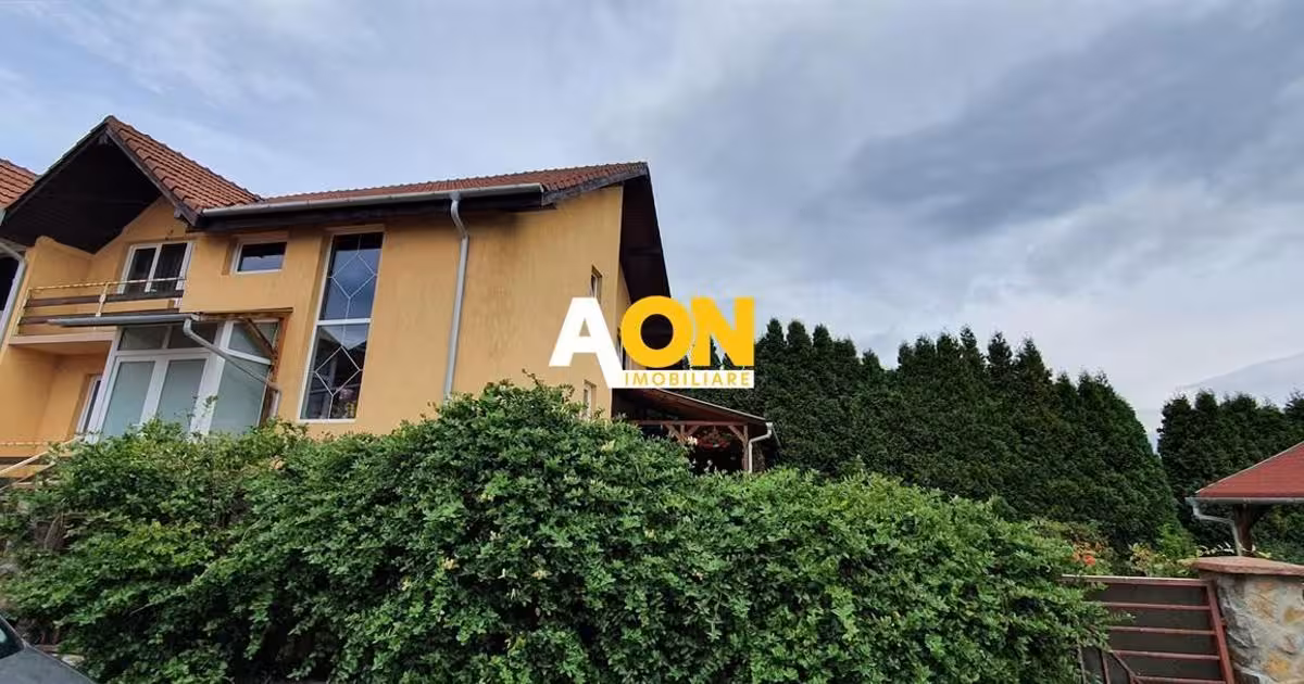 Duplex de vânzare cu 5 camere în zona Cetate, Alba Iulia