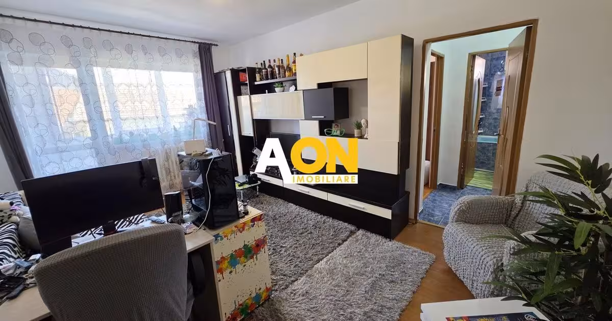 Apartament de vânzare cu 2 camere, mobilat în zona Cetate, Alba Iulia