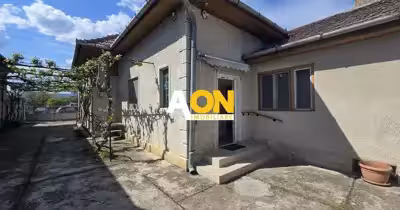 Casă Partoș