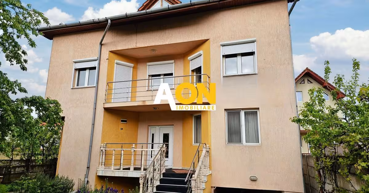 Casă individuală de vânzare cu 8 camere, mobilată în zona Cetate, Alba Iulia
