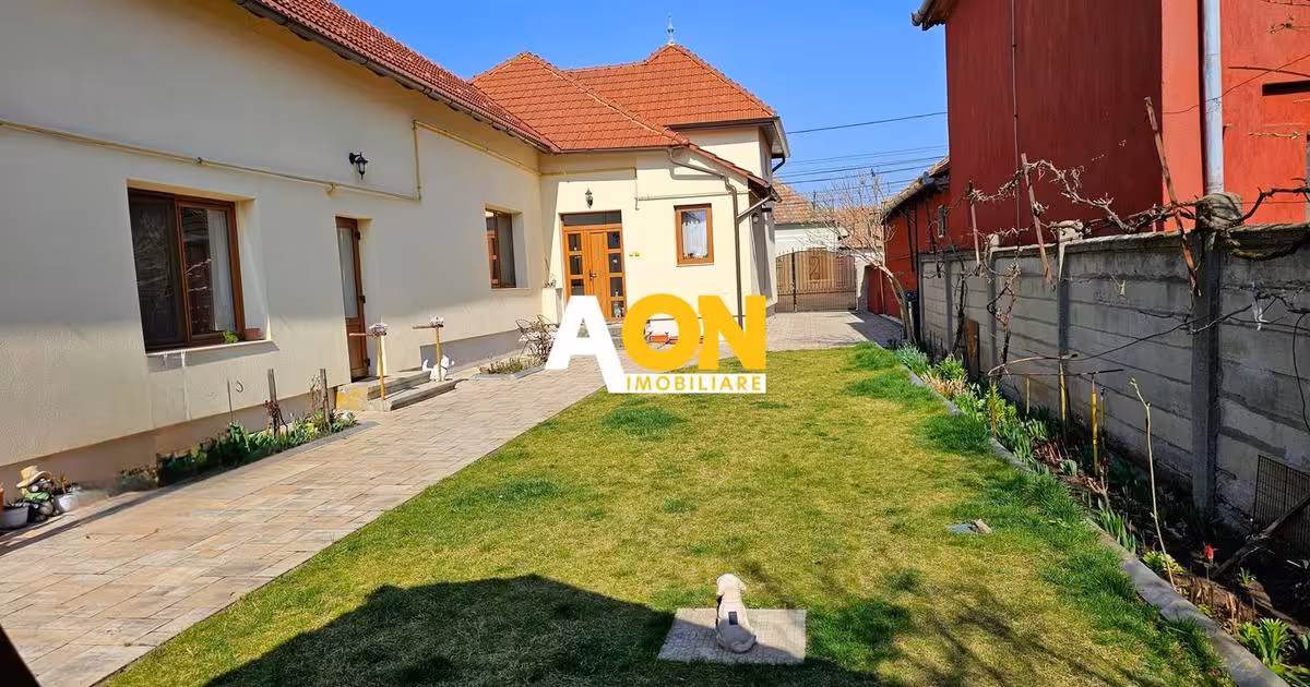 Casă individuală de vânzare cu 4 camere, mobilată în zona Central, Alba Iulia