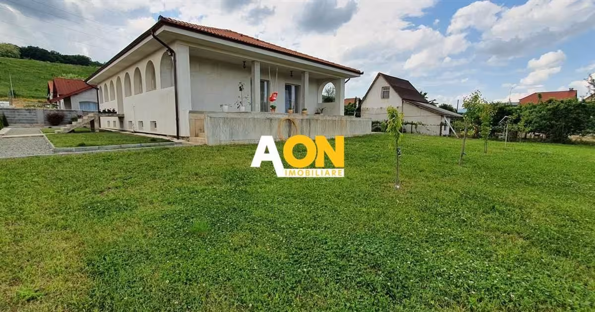 Casă individuală de vânzare cu 5 camere în zona Micești, Alba Iulia