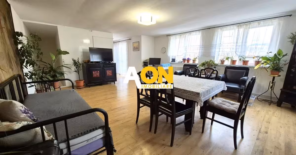 Casă individuală de vânzare cu 4 camere, mobilată în zona Central, Alba Iulia