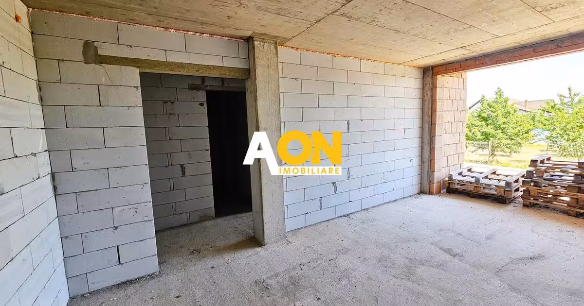 Apartament de vânzare cu 3 camere în zona Cetate, Alba Iulia